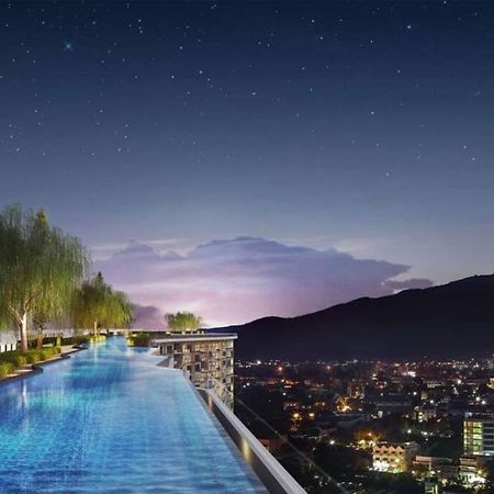 Modern Style Room With Sky Pool 古城边天际泳池公寓 Chiang Mai Bagian luar foto